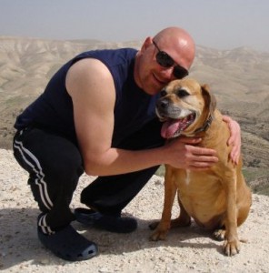 Torah Pearls Yitro, Éxodo 18: 1-20: 23, Caleb, Calev, canino, didgeridoo, perro, Georgia, Jethro, Kelev, cachorro, Ridgeback, Torah Pearls